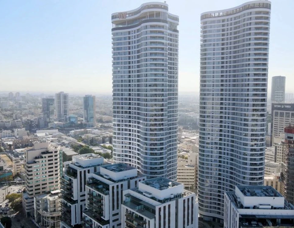 מהצד - גינדי TLV – מגדלי התלתן